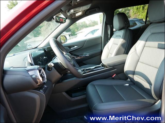 2025 Chevrolet Equinox Vehicle Photo in MAPLEWOOD, MN 55119-4794