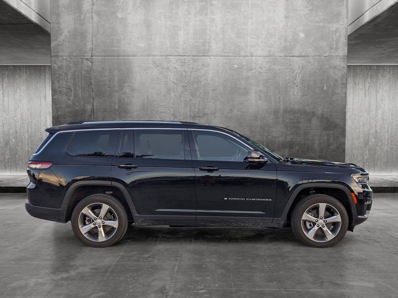 2021 Jeep Grand Cherokee L Vehicle Photo in PEMBROKE PINES, FL 33024-6534