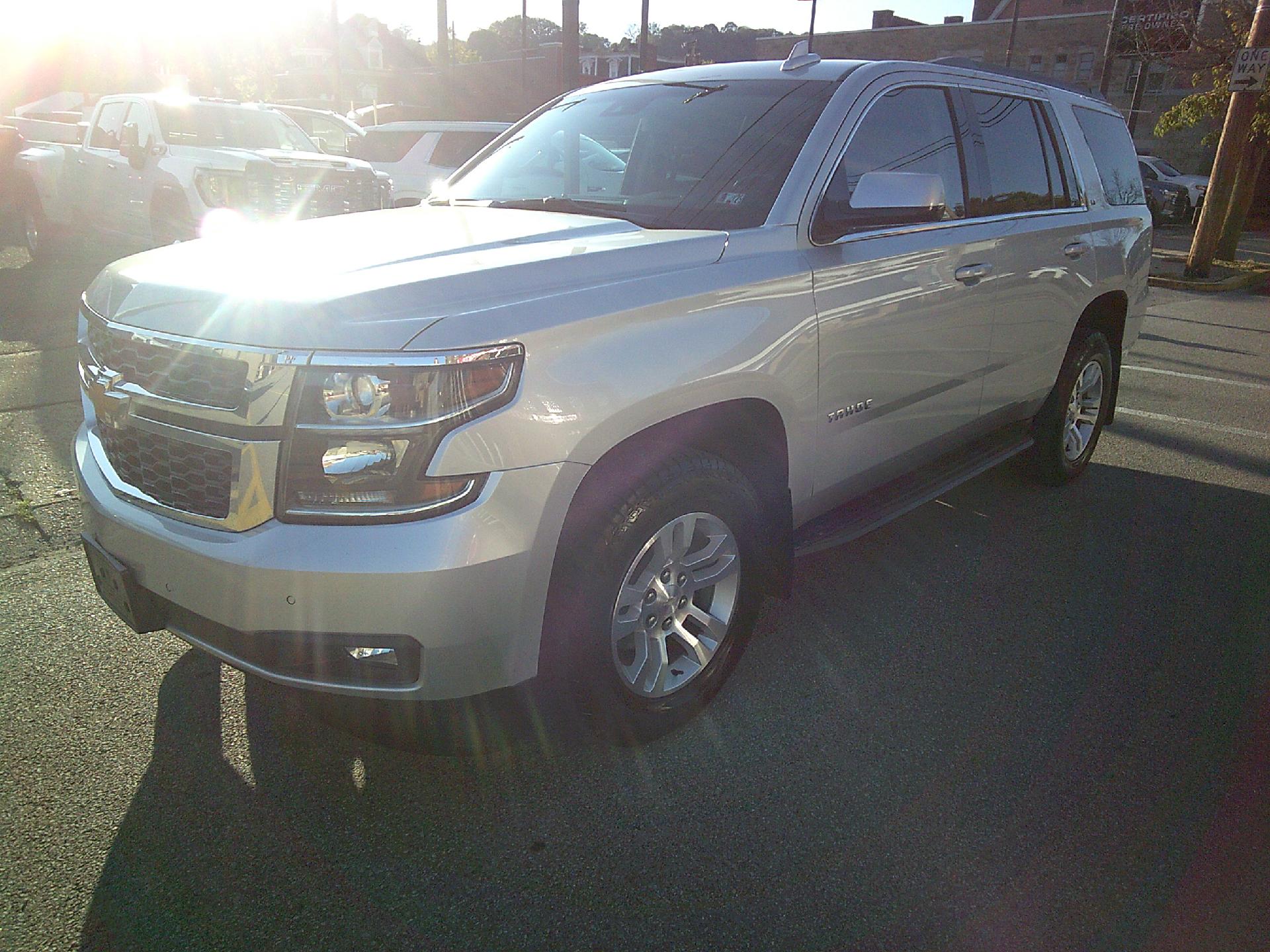 2019 Chevrolet Tahoe Vehicle Photo in KITTANNING, PA 16201-1536