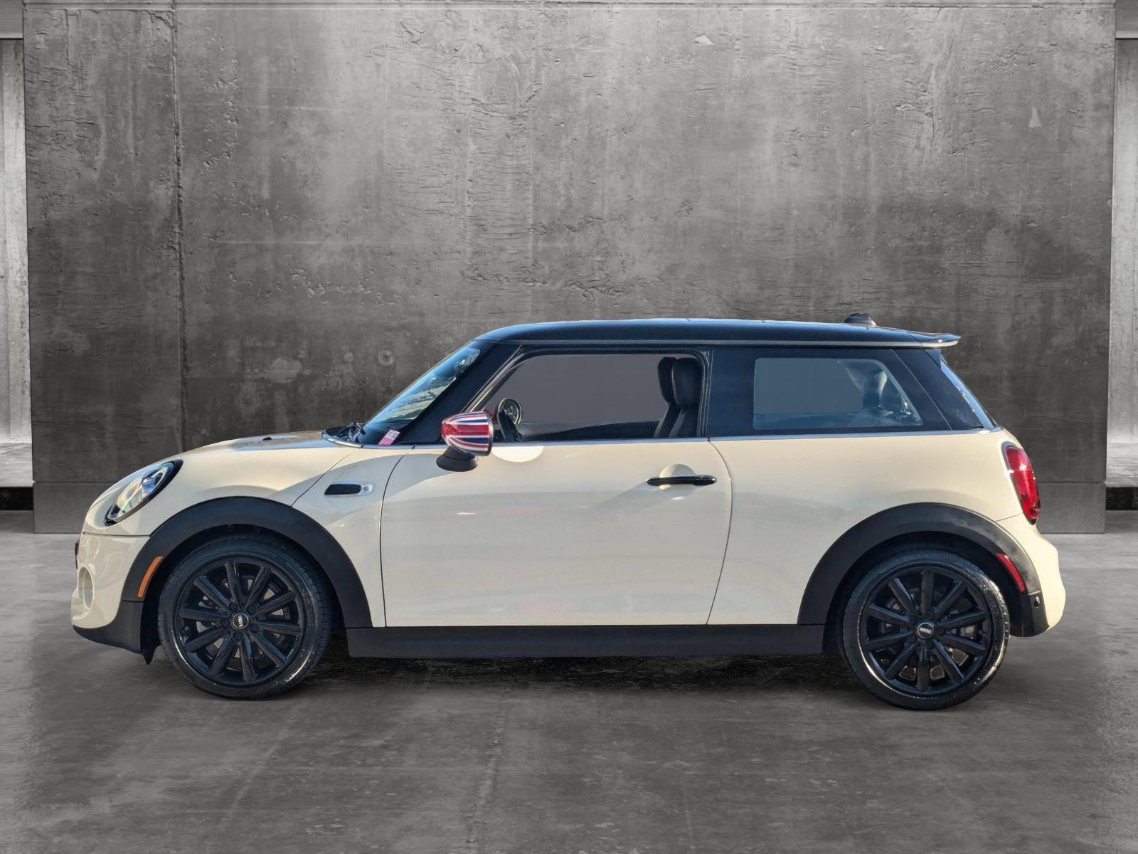 2020 MINI Cooper S Hardtop Vehicle Photo in Towson, MD 21204