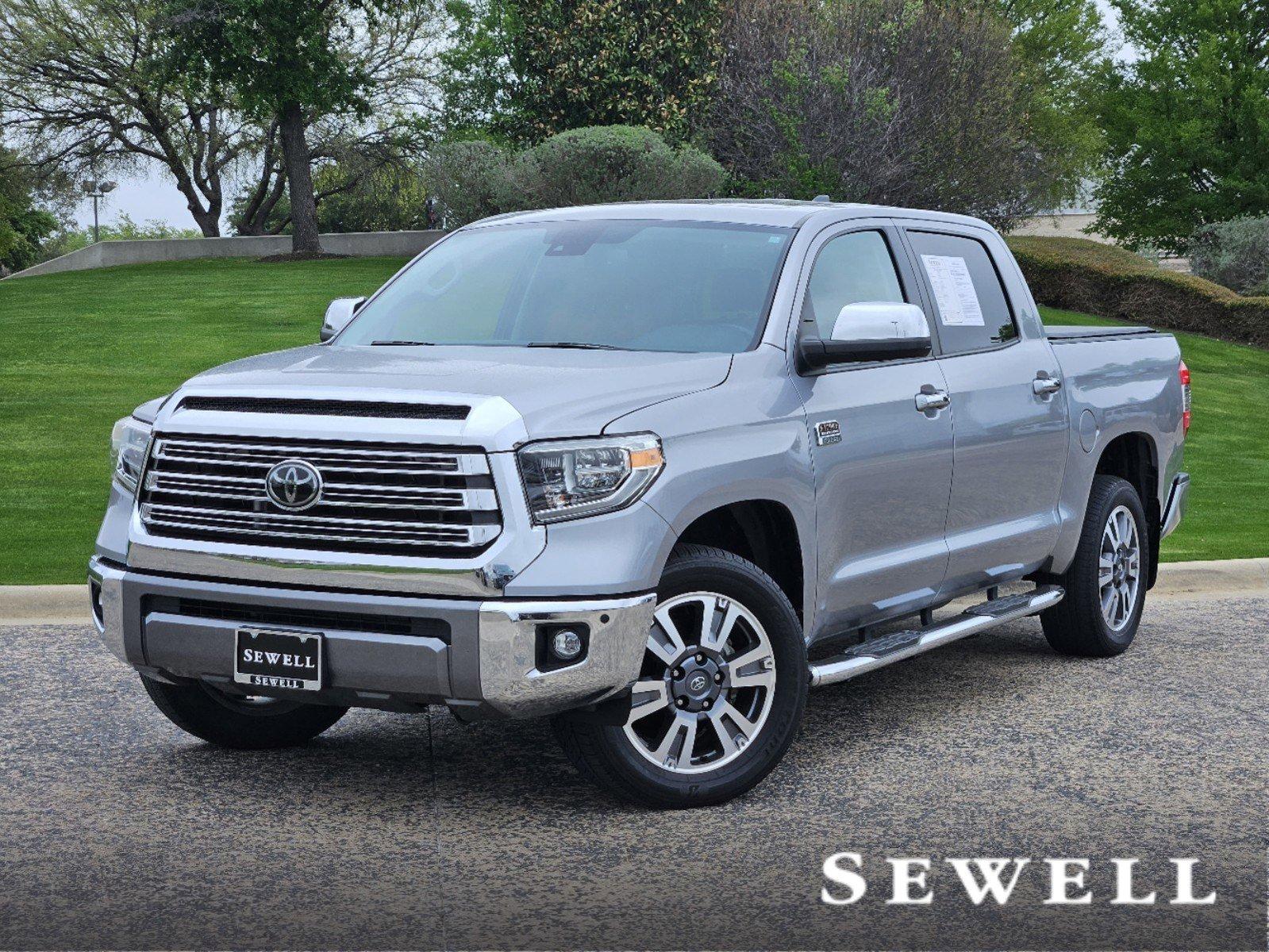 2021 Toyota Tundra 2WD Vehicle Photo in FORT WORTH, TX 76132