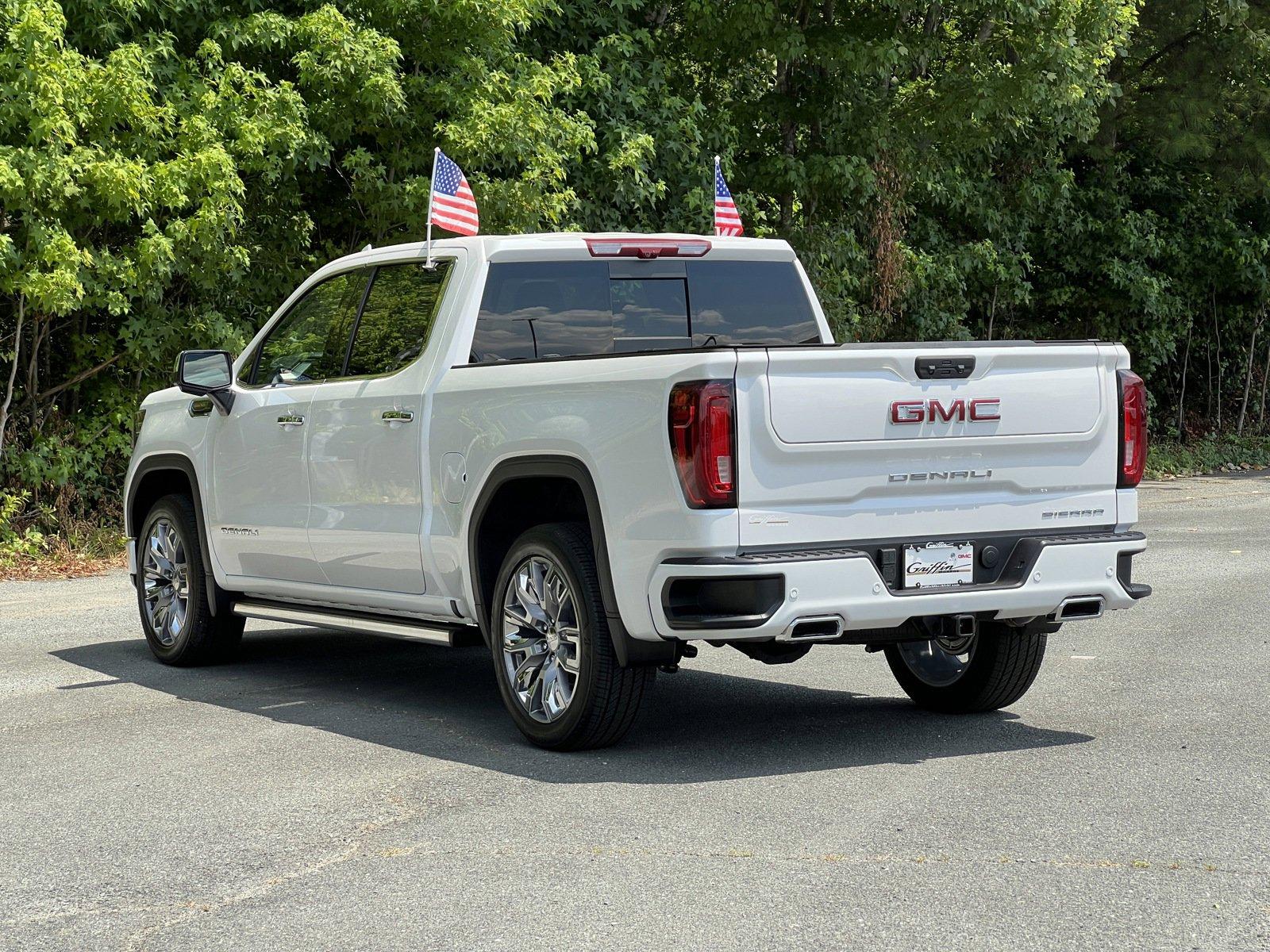 2024 GMC Sierra 1500 Vehicle Photo in MONROE, NC 28110-8431