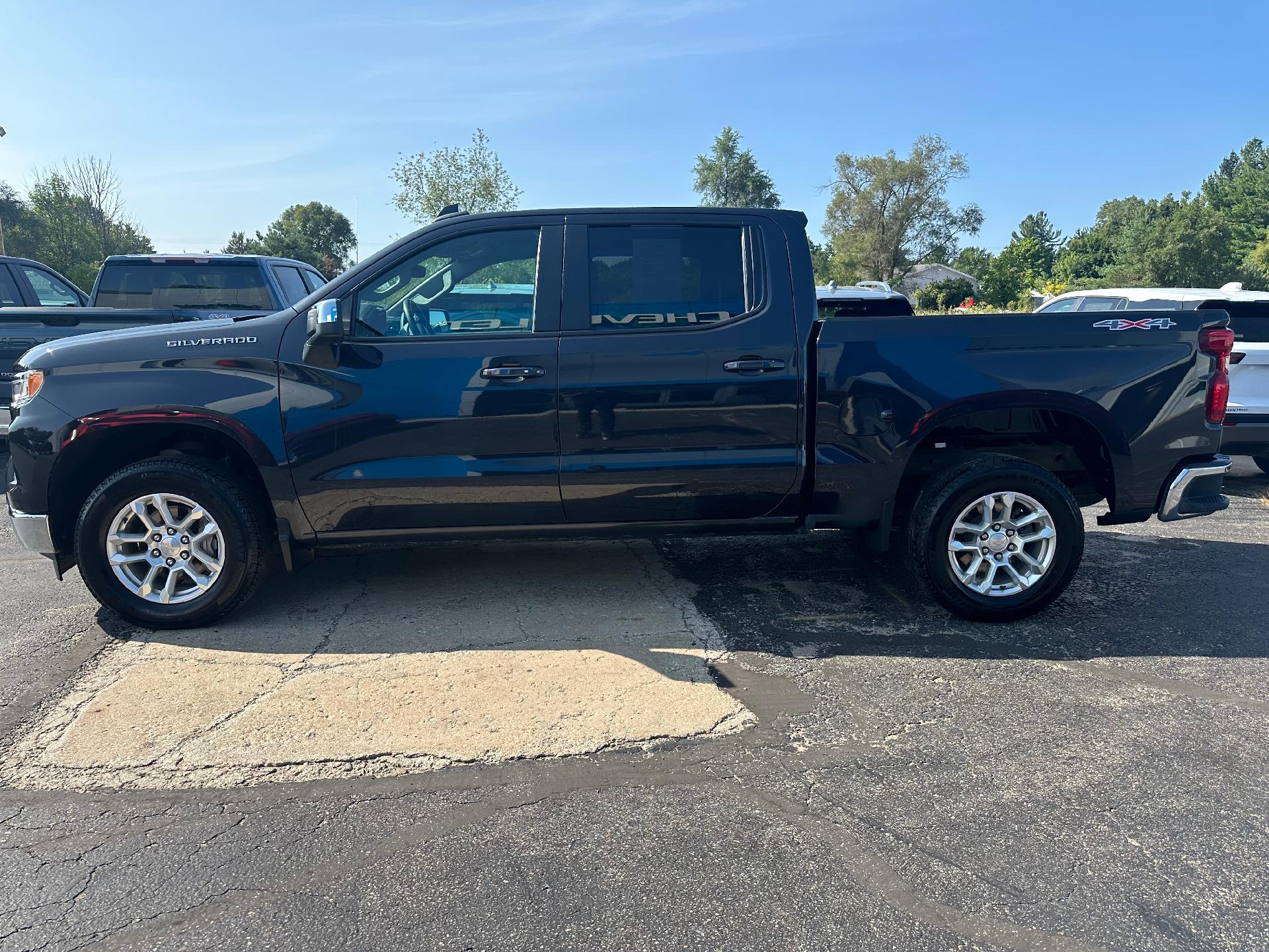 2023 Chevrolet Silverado 1500 Vehicle Photo in CLARE, MI 48617-9414