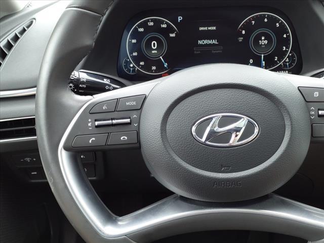 2023 Hyundai SONATA Vehicle Photo in Peoria, IL 61615