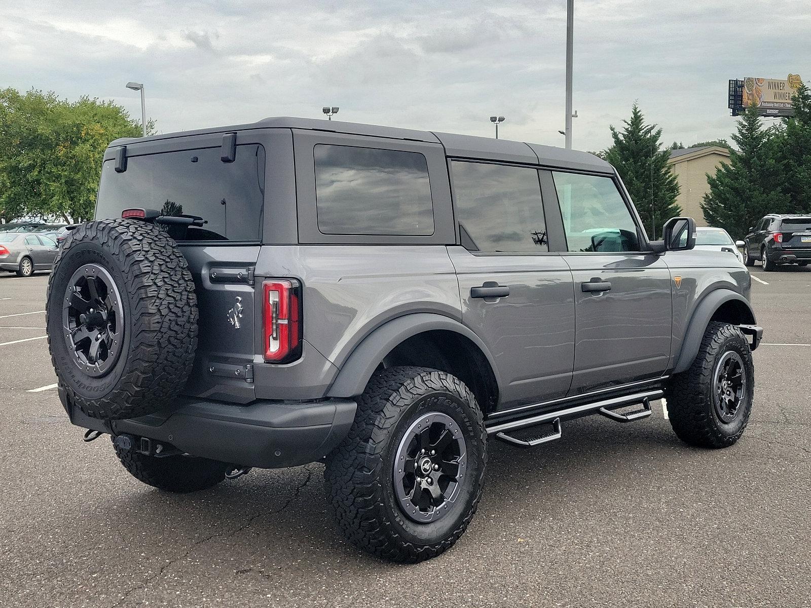 2021 Ford Bronco Vehicle Photo in Trevose, PA 19053