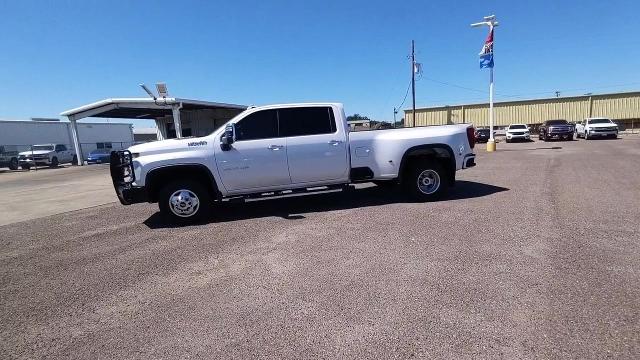 2023 Chevrolet Silverado 3500 HD Vehicle Photo in NEDERLAND, TX 77627-8017