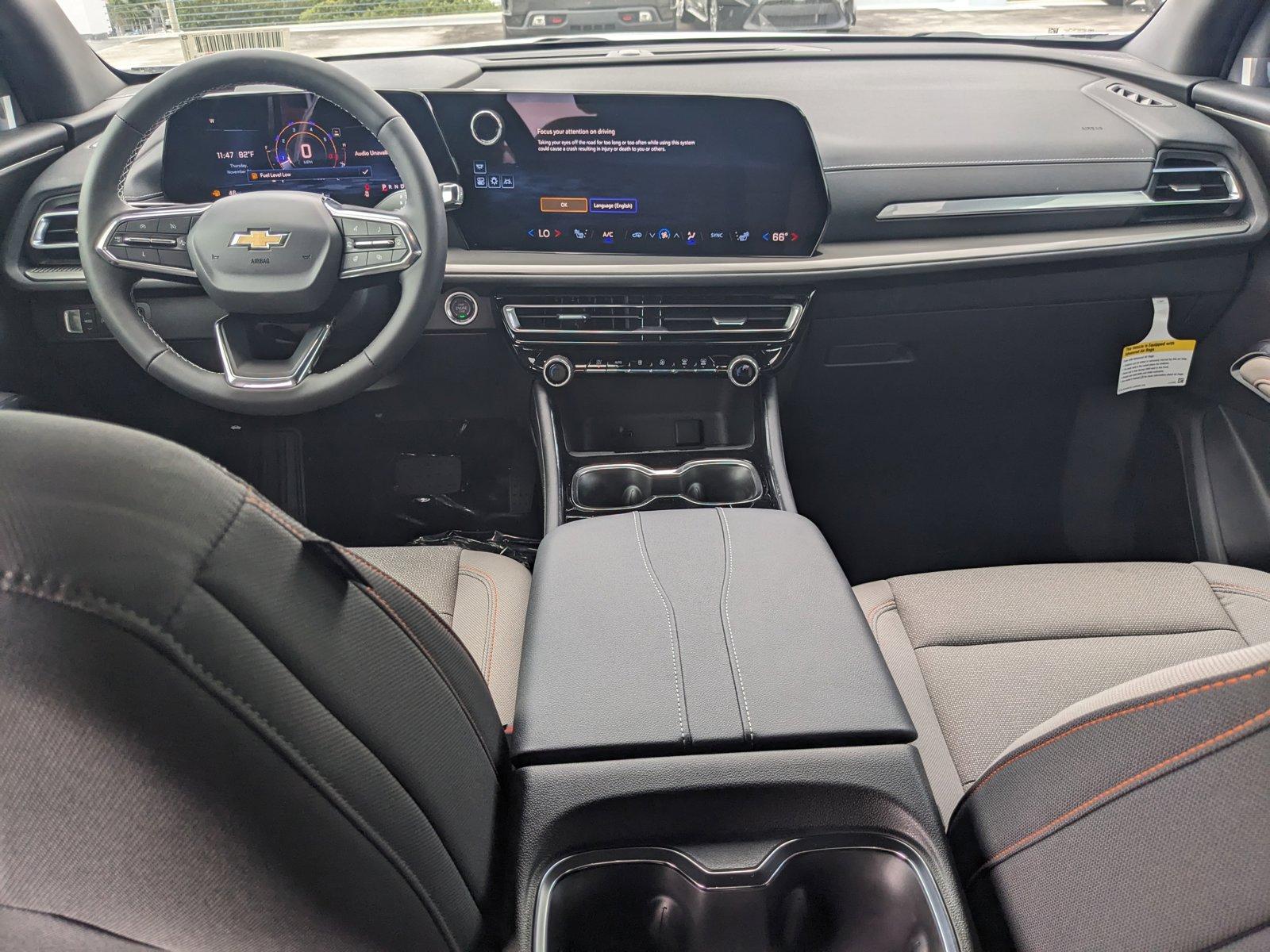 2024 Chevrolet Traverse Vehicle Photo in MIAMI, FL 33172-3015