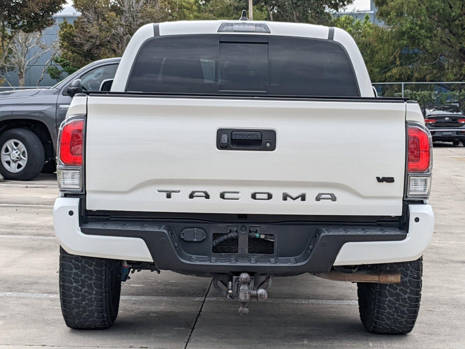 2020 Toyota Tacoma 4WD Vehicle Photo in Davie, FL 33331