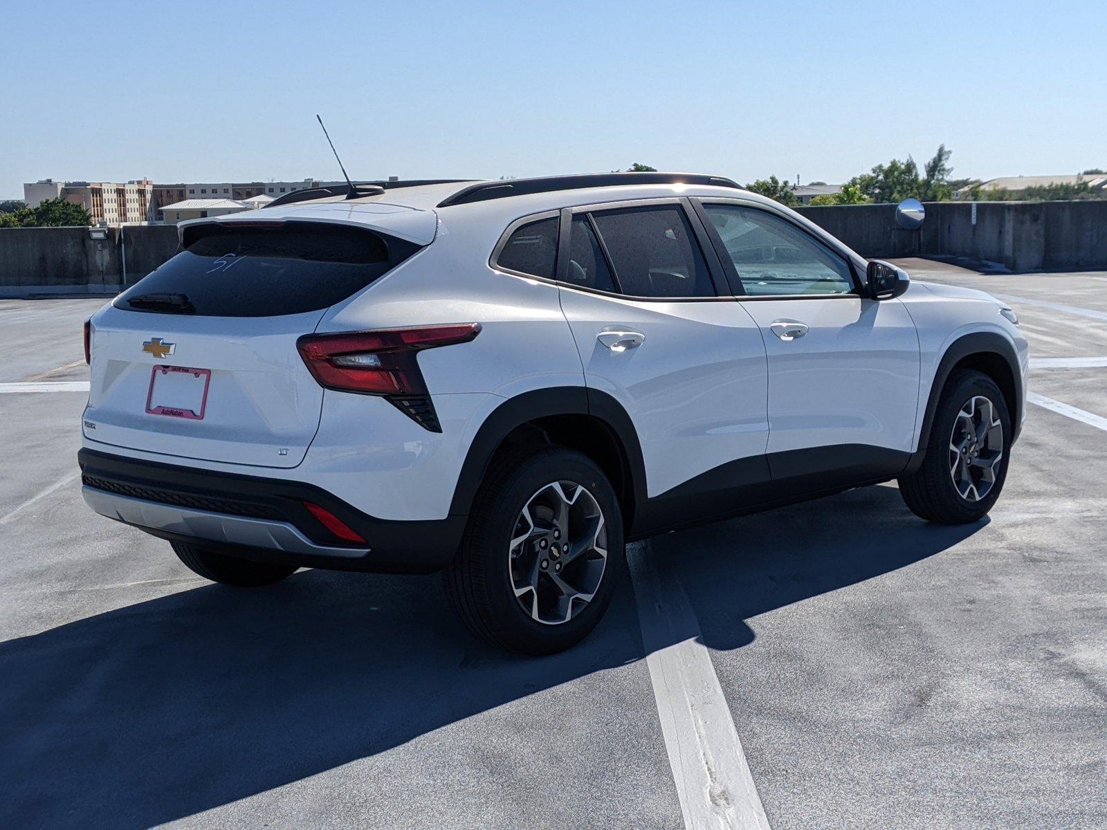 2025 Chevrolet Trax Vehicle Photo in PEMBROKE PINES, FL 33024-6534