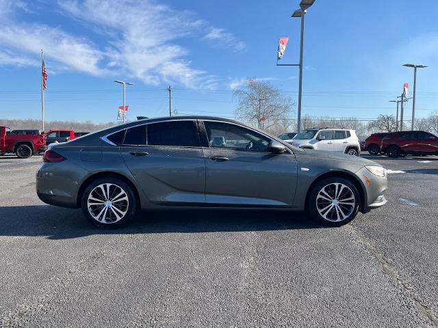 2018 Buick Regal Sportback Vehicle Photo in INDIANAPOLIS, IN 46227-0991