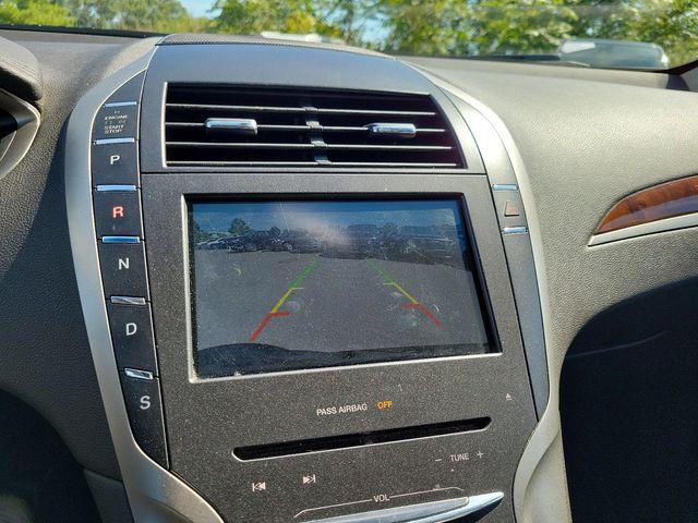 2014 Lincoln MKZ Vehicle Photo in DANBURY, CT 06810-5034