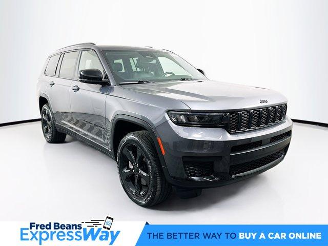 2023 Jeep Grand Cherokee L Vehicle Photo in Doylsetown, PA 18901