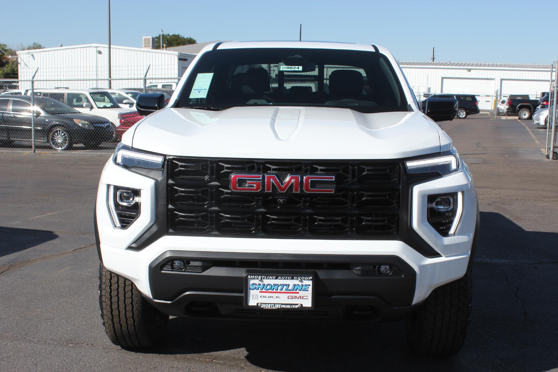 2024 GMC Canyon Vehicle Photo in AURORA, CO 80012-4011