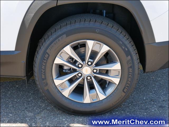 2025 Chevrolet Equinox Vehicle Photo in MAPLEWOOD, MN 55119-4794