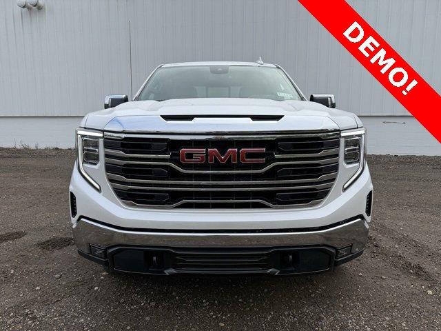 2025 GMC Sierra 1500 Vehicle Photo in JACKSON, MI 49202-1834