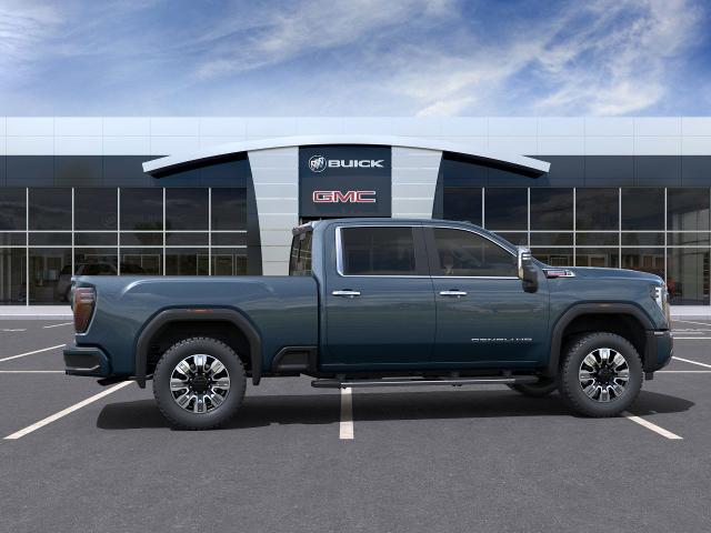 2024 GMC Sierra 2500 HD Vehicle Photo in LONE TREE, CO 80124-2750