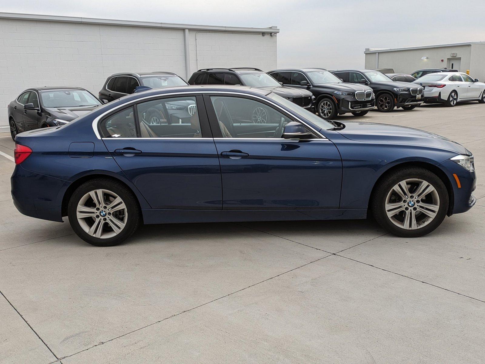 2017 BMW 330i xDrive Vehicle Photo in Rockville, MD 20852