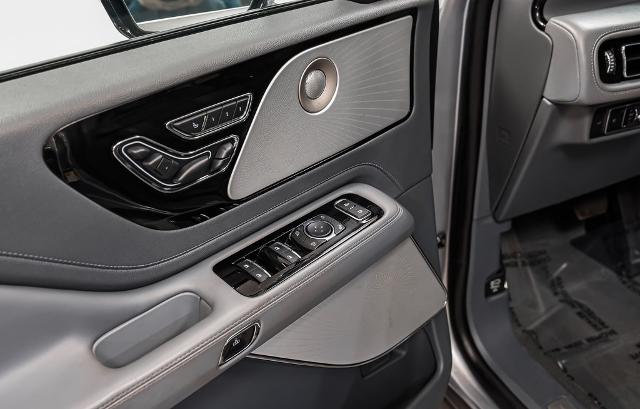 2021 Lincoln Aviator Vehicle Photo in Akron, OH 44312