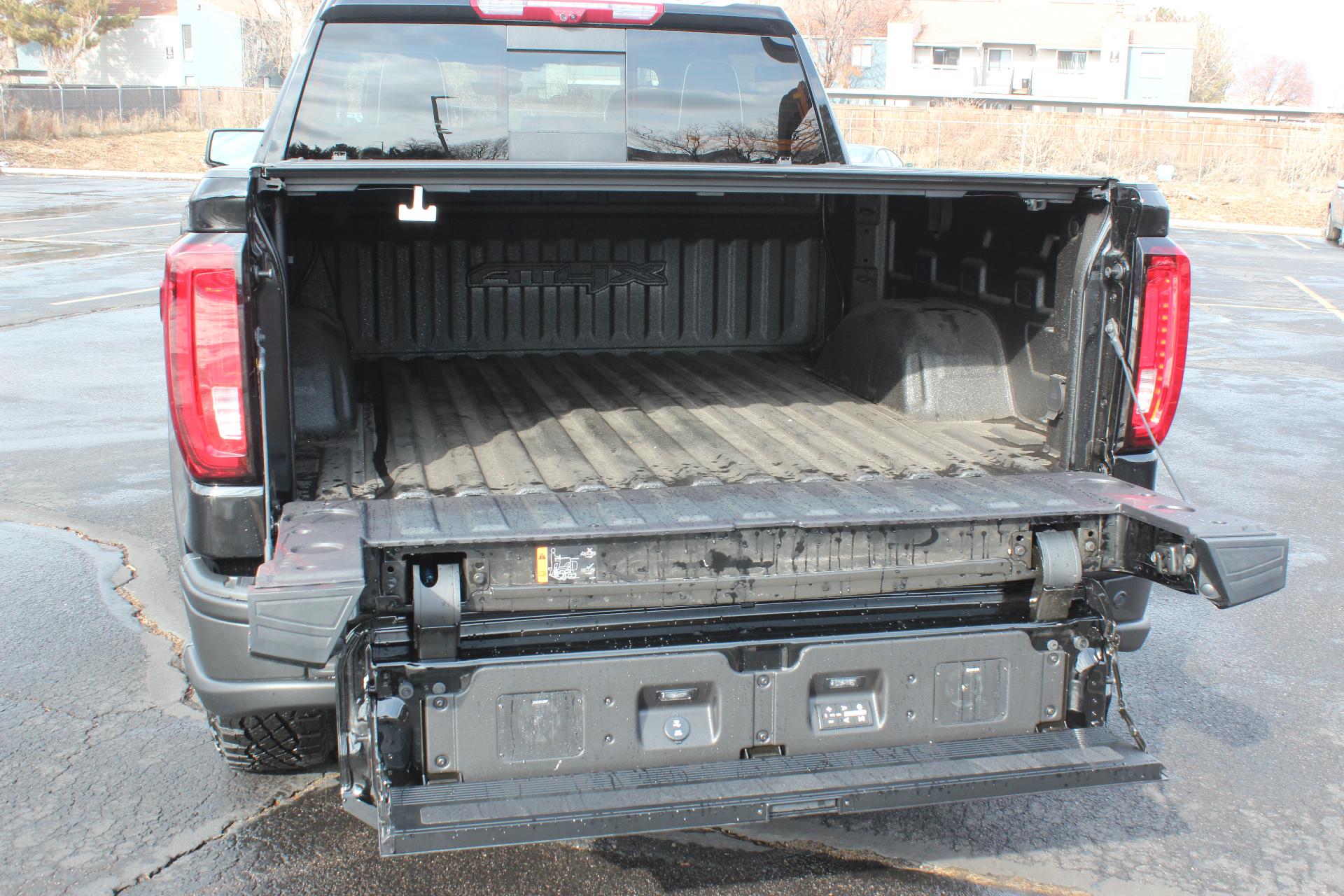 2024 GMC Sierra 1500 Vehicle Photo in AURORA, CO 80012-4011