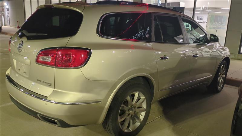 2015 Buick Enclave Vehicle Photo in Cedar Rapids, IA 52402