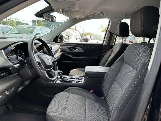 2021 Chevrolet Traverse Vehicle Photo in SAINT JAMES, NY 11780-3219