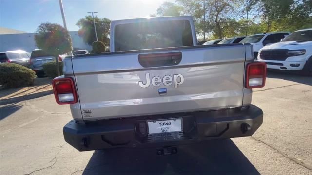 2021 Jeep Gladiator Vehicle Photo in GOODYEAR, AZ 85338-1310