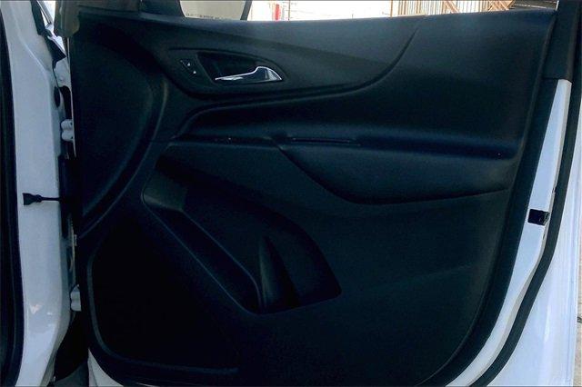 2022 Chevrolet Equinox Vehicle Photo in TOPEKA, KS 66609-0000