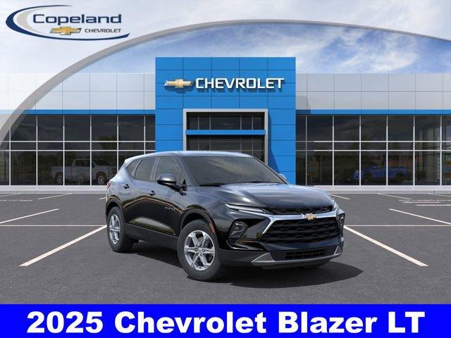 2025 Chevrolet Blazer Vehicle Photo in BROCKTON, MA 02301-7113