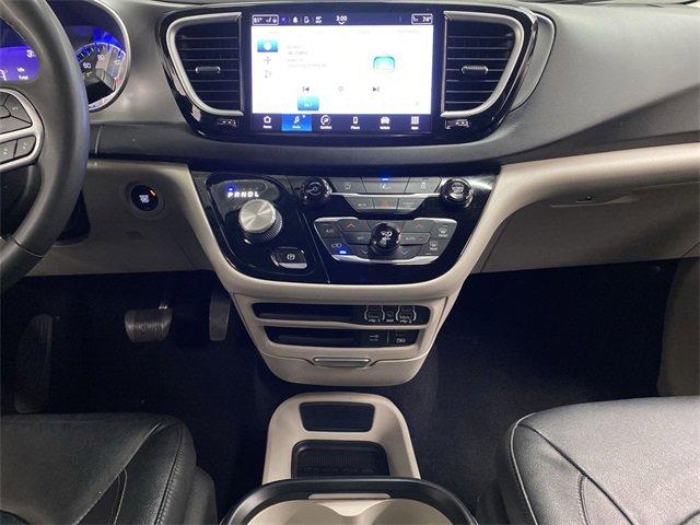 2022 Chrysler Pacifica Vehicle Photo in PORTLAND, OR 97225-3518