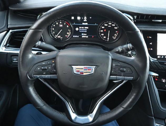 2022 Cadillac XT6 Vehicle Photo in NORWOOD, MA 02062-5222