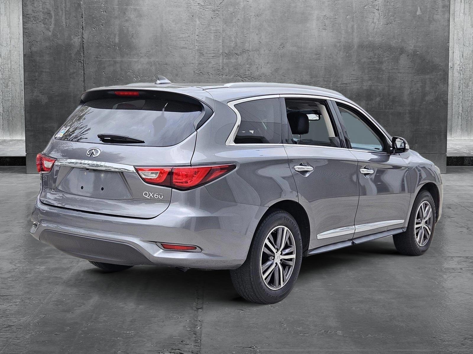 2017 INFINITI QX60 Vehicle Photo in Fort Lauderdale, FL 33316