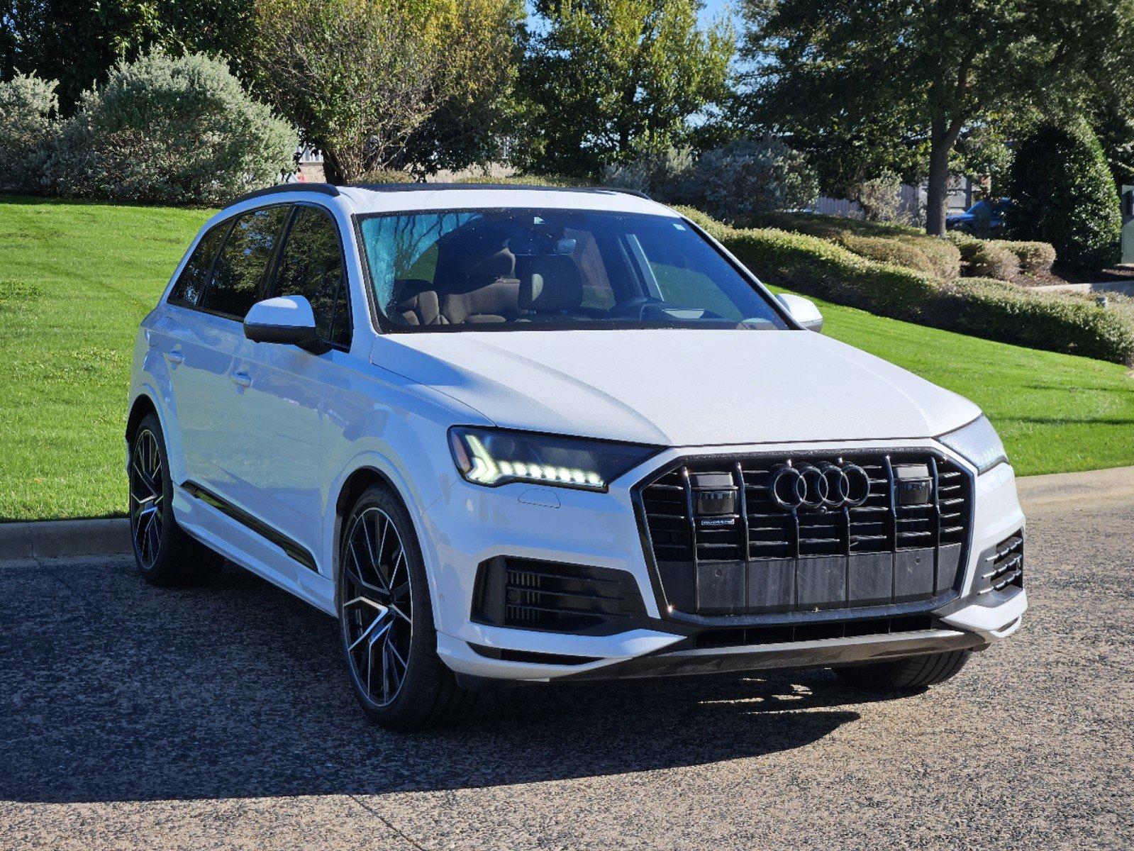 2022 Audi Q7 Vehicle Photo in Fort Worth, TX 76132