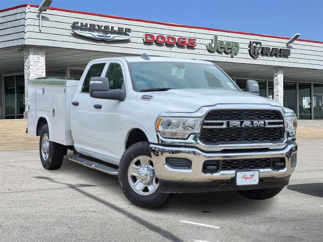 2024 Ram 2500 Vehicle Photo in Ennis, TX 75119-5114