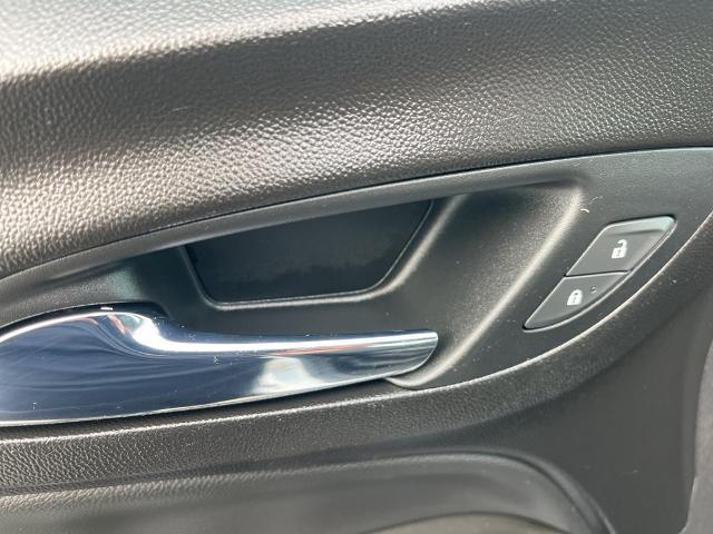 2021 Chevrolet Equinox Vehicle Photo in GREEN BAY, WI 54302-3701