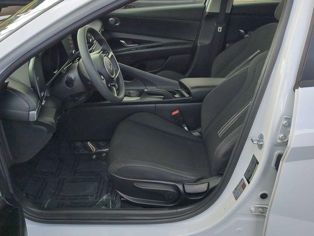 2021 Hyundai ELANTRA Vehicle Photo in Merrillville, IN 46410-5311