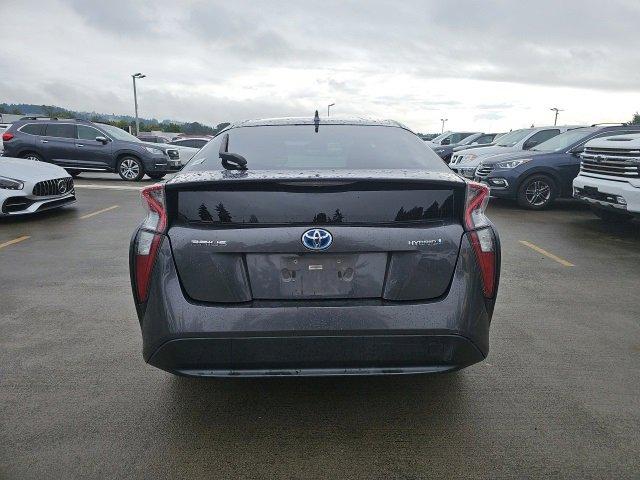 2017 Toyota Prius Vehicle Photo in PUYALLUP, WA 98371-4149