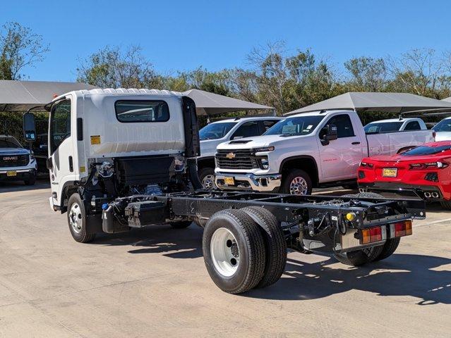 2024 Chevrolet 4500 HD LCF Diesel Vehicle Photo in SELMA, TX 78154-1460