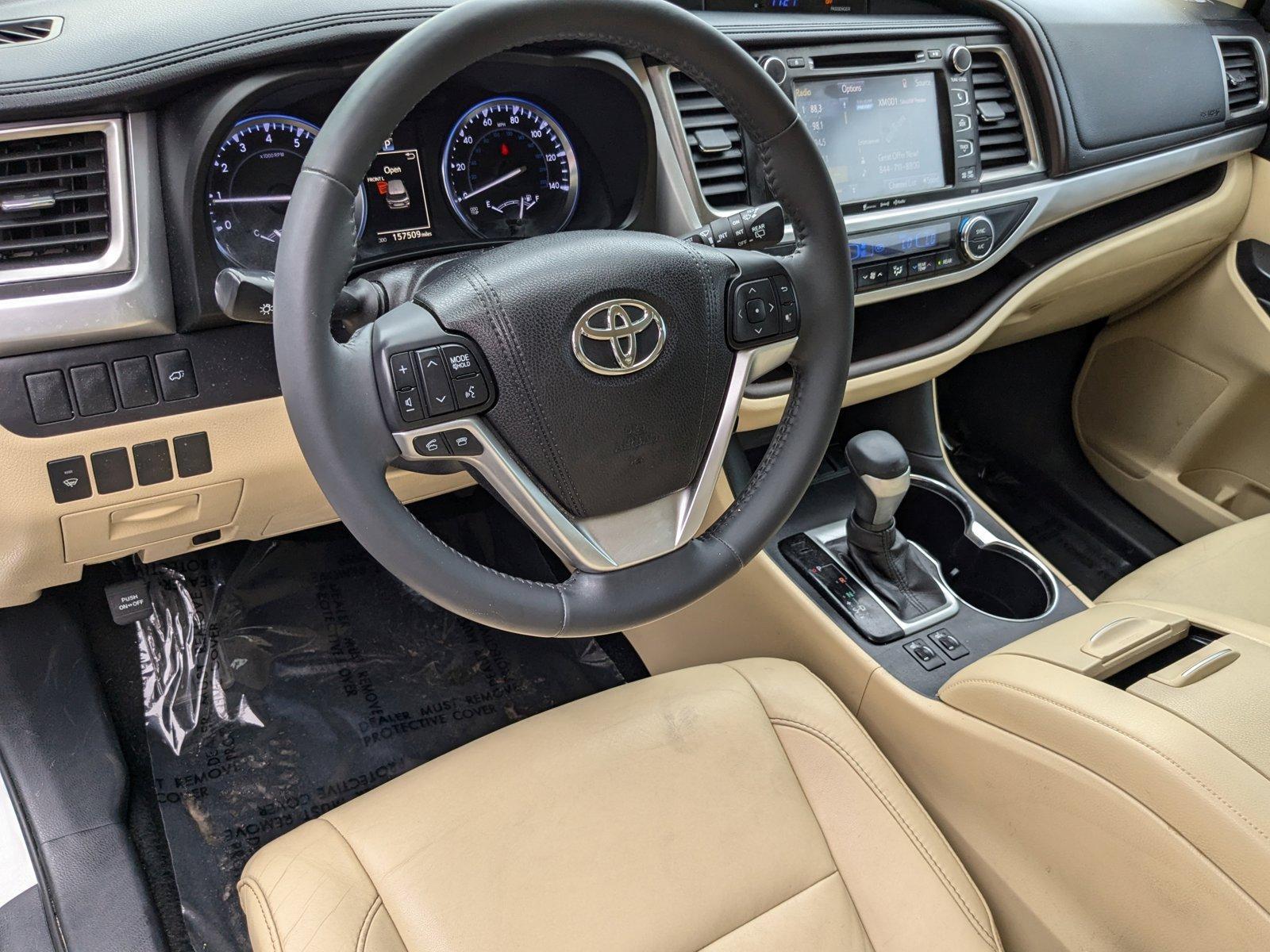 2016 Toyota Highlander Vehicle Photo in Panama City, FL 32401