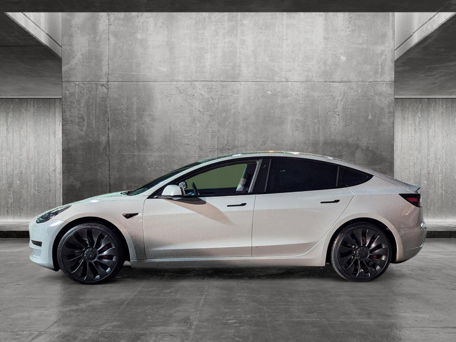 2022 Tesla Model 3 Vehicle Photo in PEMBROKE PINES, FL 33024-6534