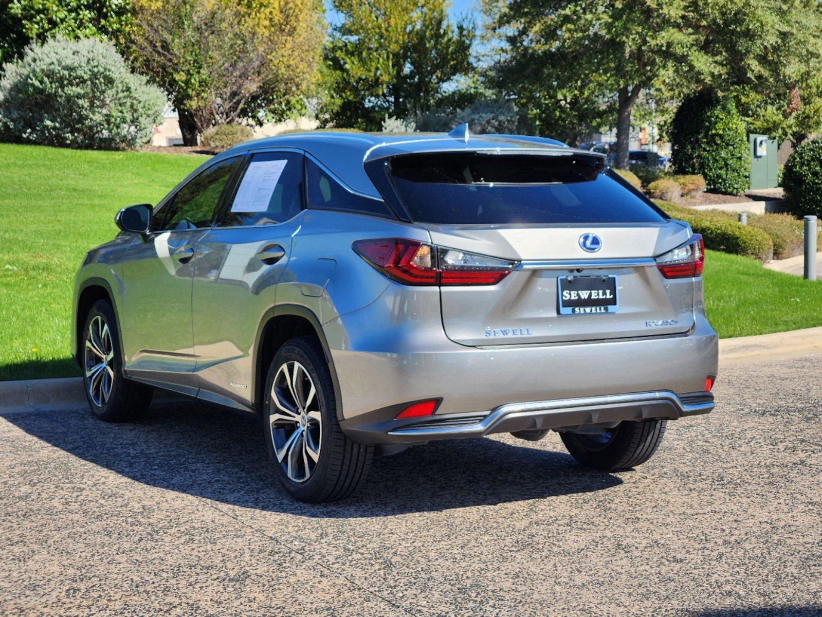 2022 Lexus RX 450h Vehicle Photo in FORT WORTH, TX 76132