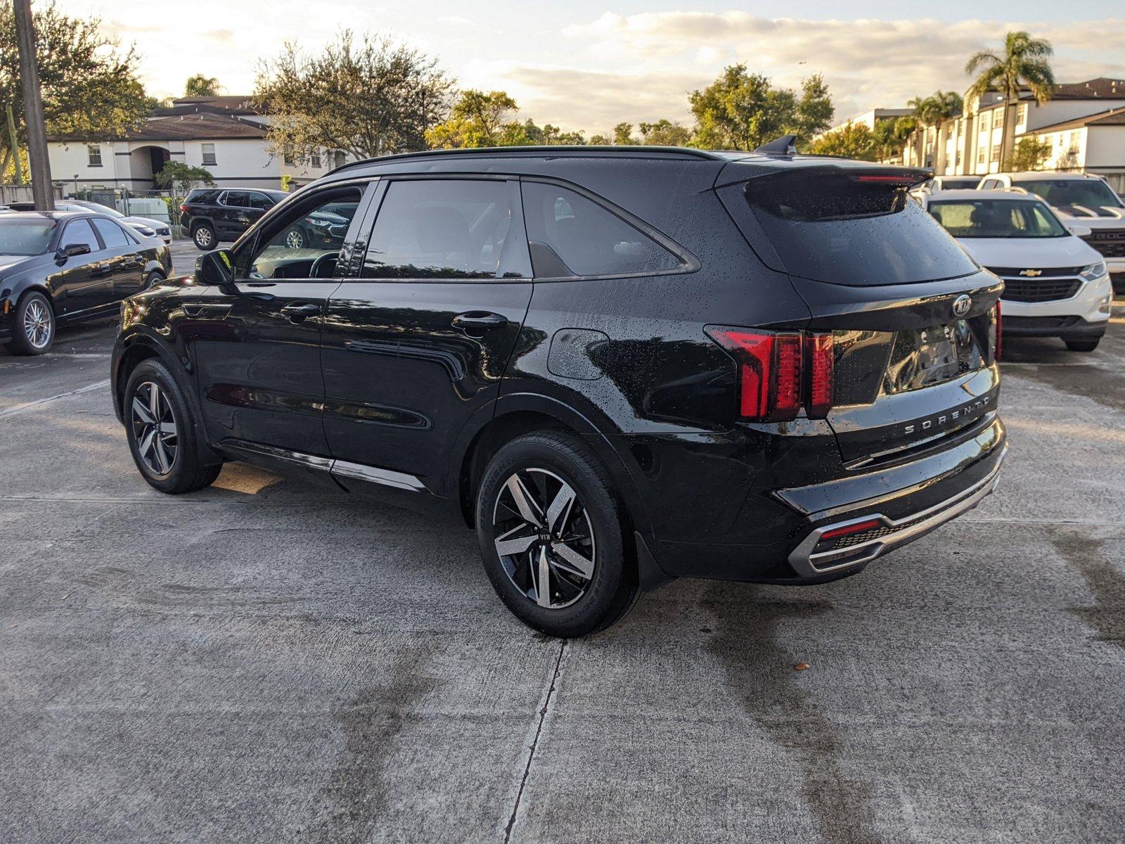 2021 Kia Sorento Vehicle Photo in PEMBROKE PINES, FL 33024-6534