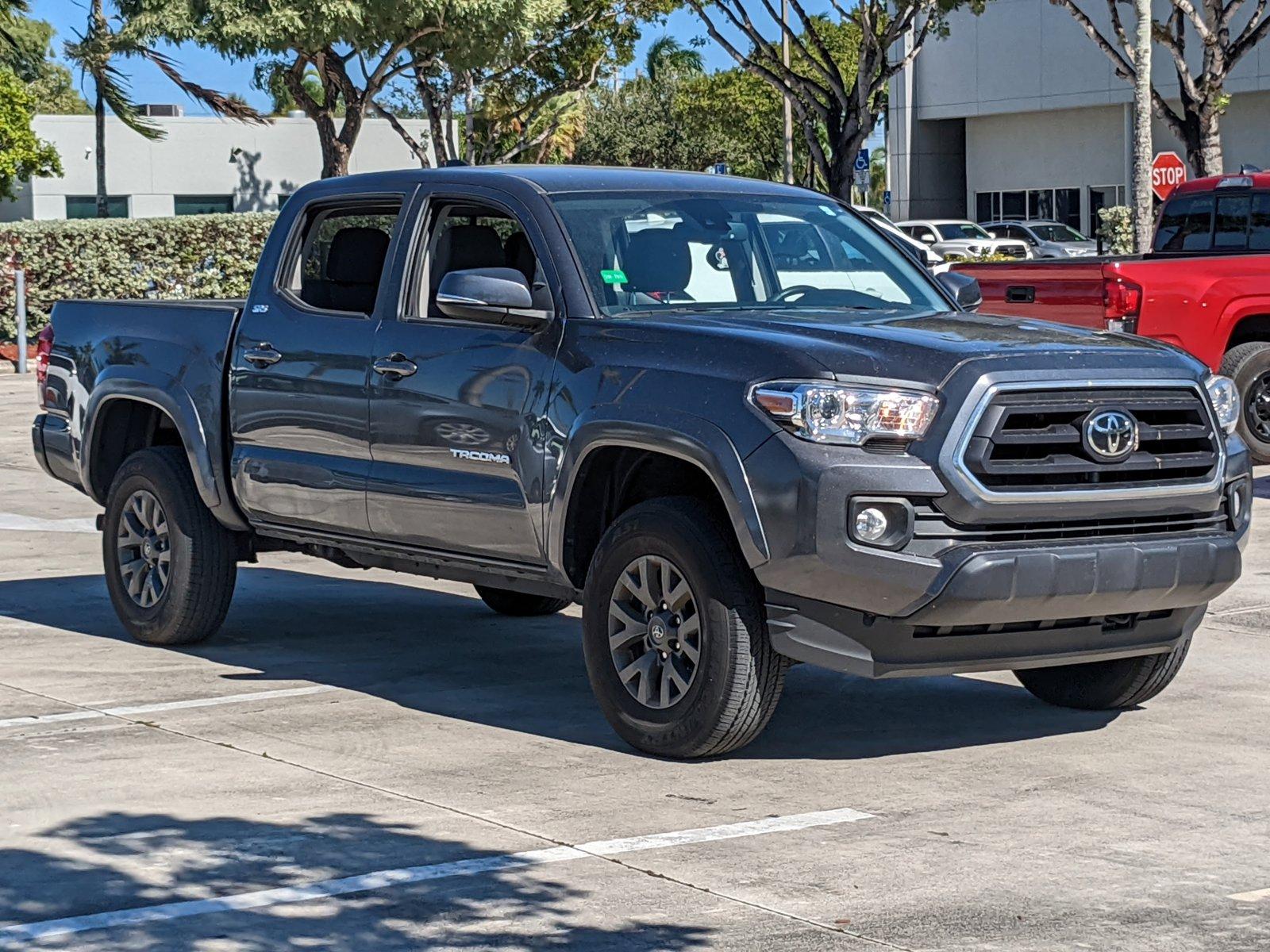 2022 Toyota Tacoma 2WD Vehicle Photo in Davie, FL 33331