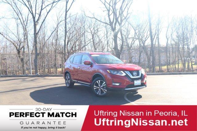 2017 Nissan Rogue Vehicle Photo in Peoria, IL 61614