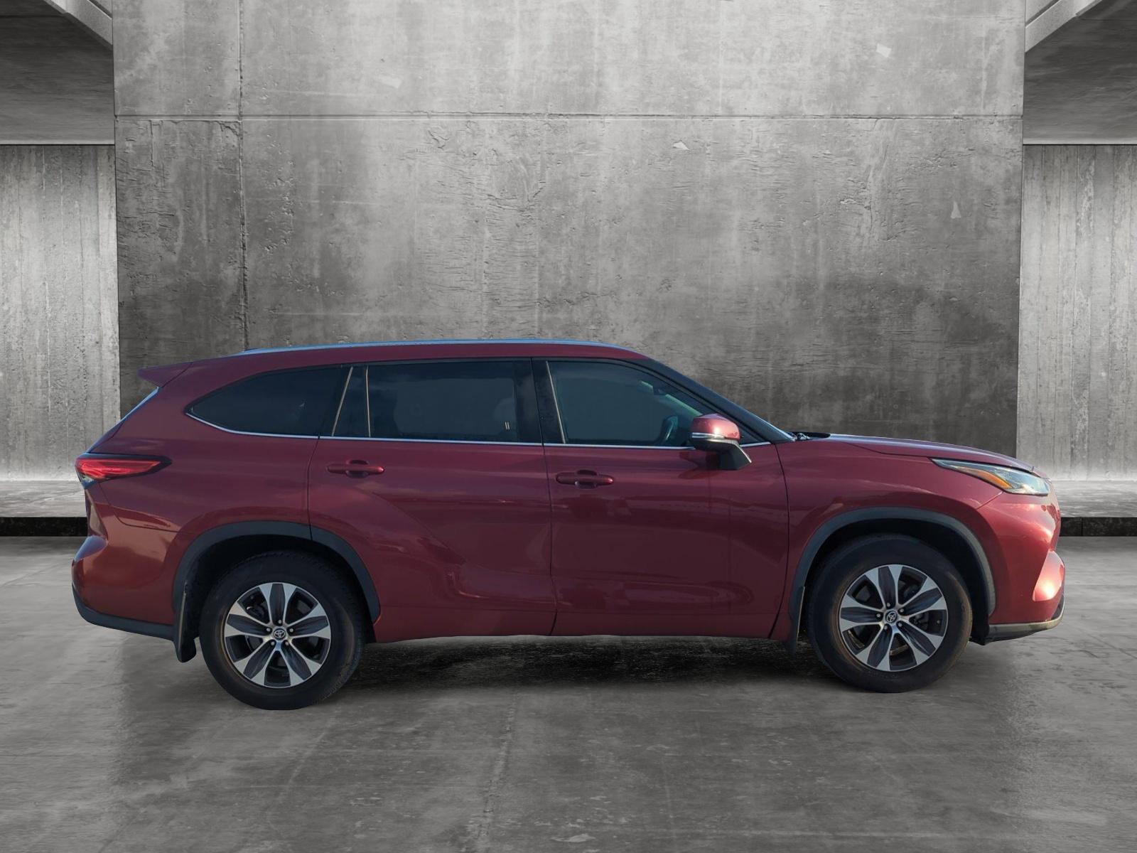 2020 Toyota Highlander Vehicle Photo in Ft. Myers, FL 33907