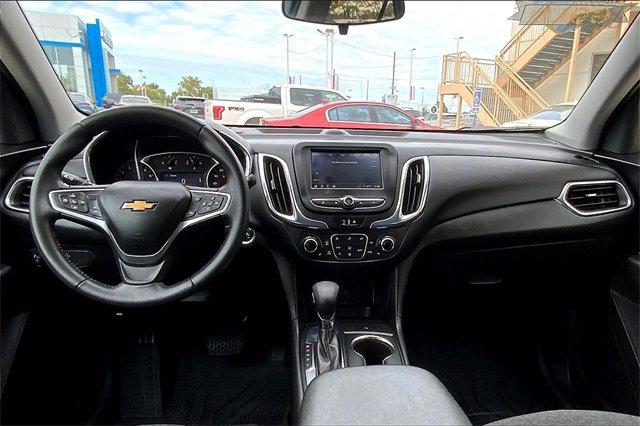 2022 Chevrolet Equinox Vehicle Photo in TOPEKA, KS 66609-0000