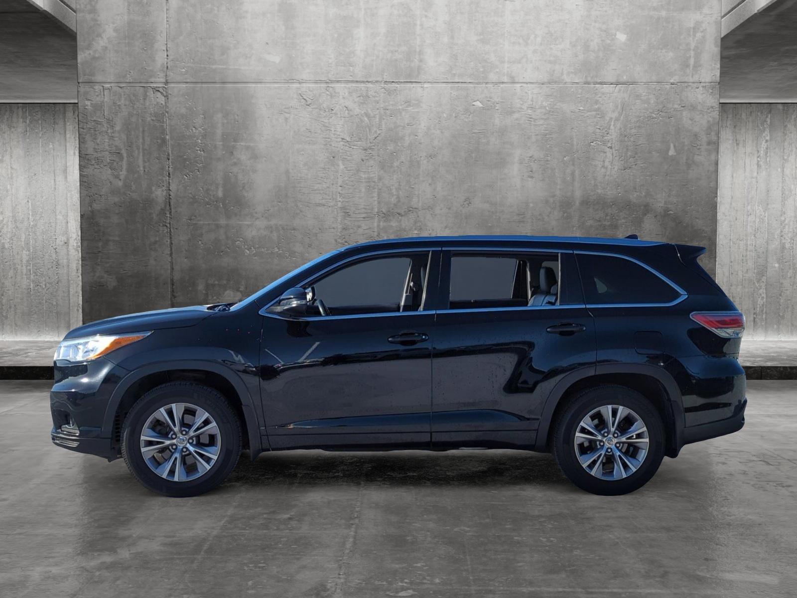 2015 Toyota Highlander Vehicle Photo in Ft. Myers, FL 33907