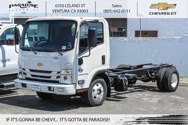 2024 Chevrolet 4500 HD LCF Diesel Vehicle Photo in VENTURA, CA 93003-8585
