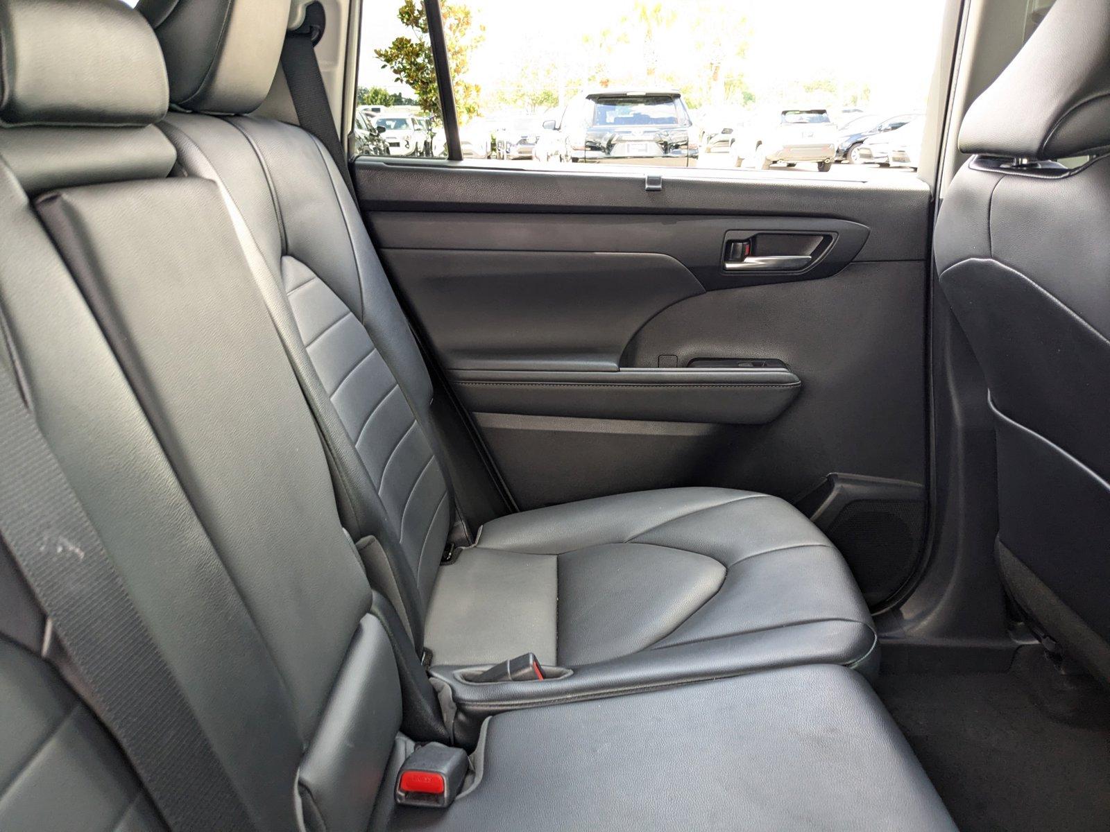 2021 Toyota Highlander Vehicle Photo in Winter Park, FL 32792