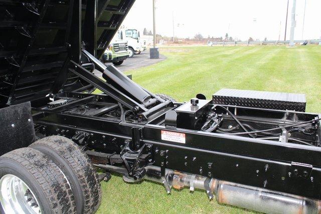 2023 Chevrolet Silverado 5500 HD Vehicle Photo in SAINT CLAIRSVILLE, OH 43950-8512