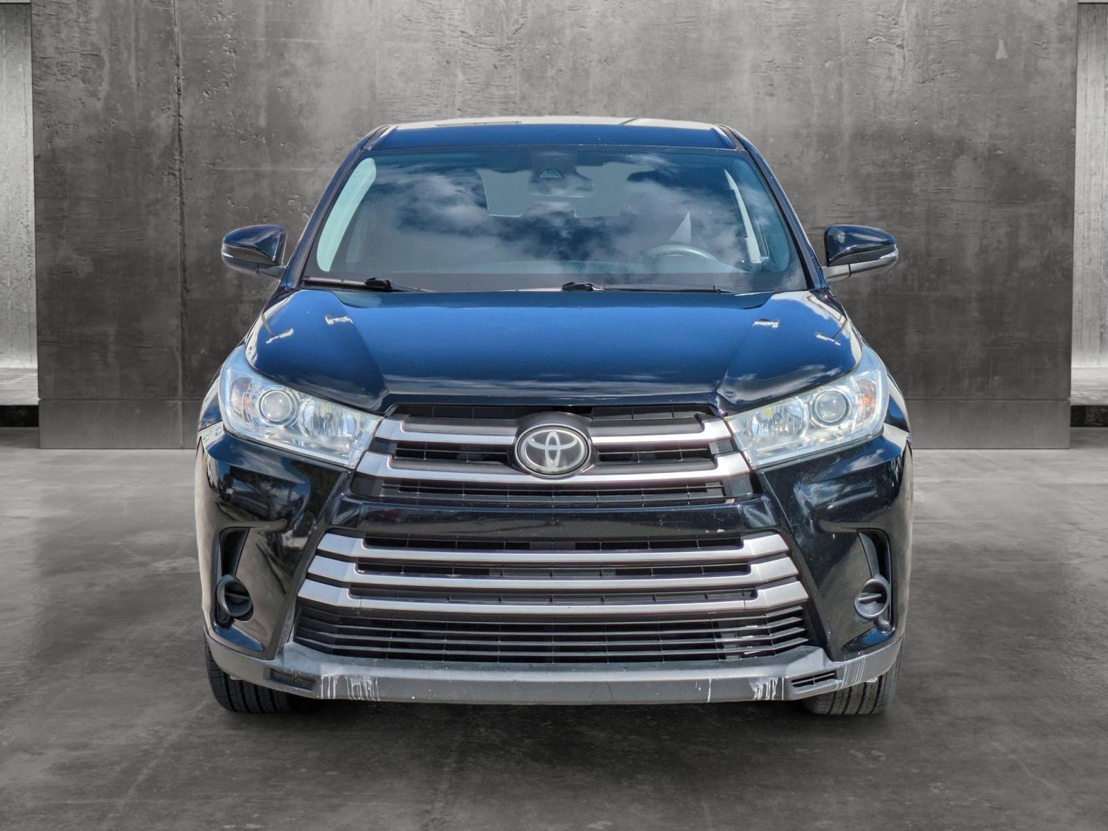 2017 Toyota Highlander Vehicle Photo in MIAMI, FL 33172-3015